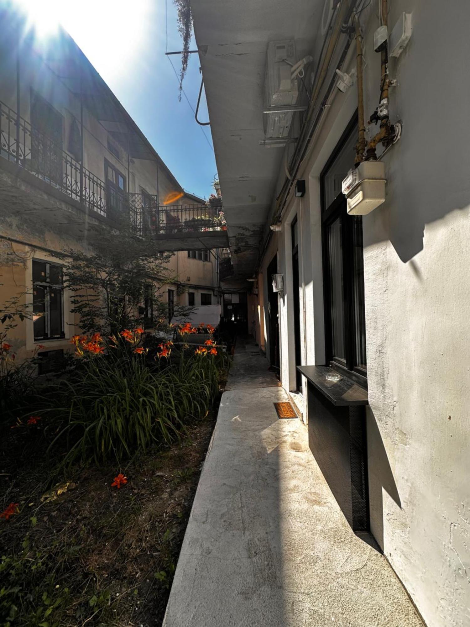 Jais Home-Moon Apartment Old Town Cluj-Napoca Esterno foto